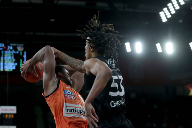 尽的训练来 尽的训练来