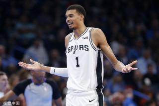 赛场上大放 赛场上大放